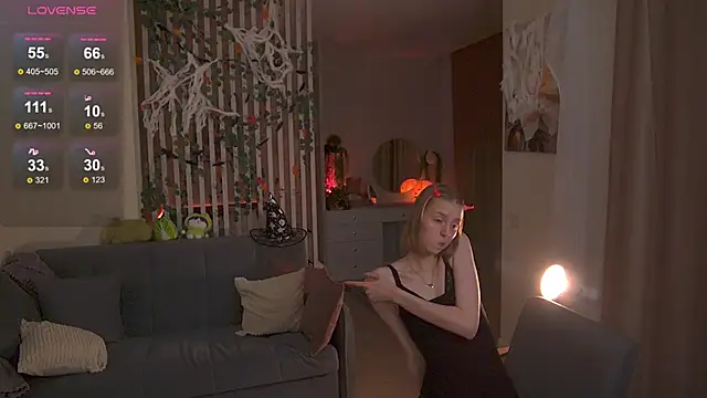 sofiapurex online show from October 31, 2025, 8:32 pm