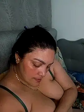 Snapshot of tiffany_Johnson1 chatting on February 7, 2026, 3:32 am tiffany Johnson1 online show from February 7, 2026, 3:32 am