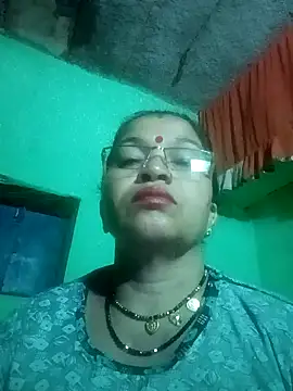 Snapshot of Manavi_x chatting on October 8, 2025, 10:18 pm Manavi x online show from October 8, 2025, 10:18 pm