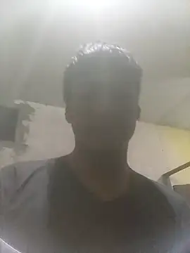 Bebicho14 online show from November 15, 2025, 4:54 am