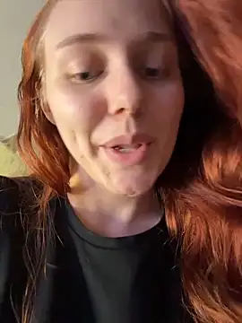 PollyVinice online show from June 3, 2026, 6:02 pm