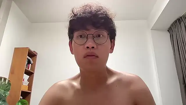 Passionatetwink2 online show from October 28, 2025, 11:03 am