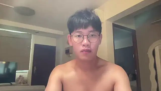 Passionatetwink2 online show from July 12, 2026, 4:14 am