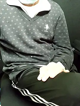 chocolate alone online show from December 20, 2025, 7:59 am