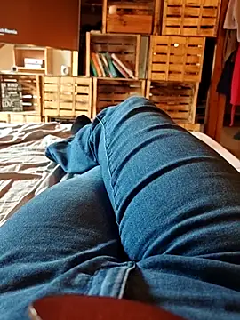 Horny mummy online show from May 12, 2026, 10:56 am
