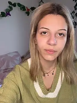 Snapshot of DouceAngela69 chatting on February 25, 2026, 5:22 pm DouceAngela69 online show from February 25, 2026, 5:22 pm