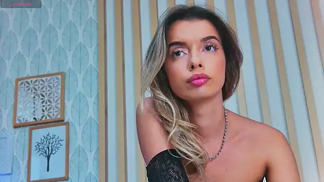 LollyShine online show from November 29, 2025, 5:38 pm