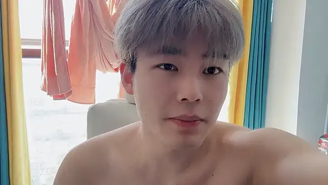 Snapshot of xiaoyang5200 chatting on February 8, 2026, 5:44 am xiaoyang5200 online show from February 8, 2026, 5:44 am