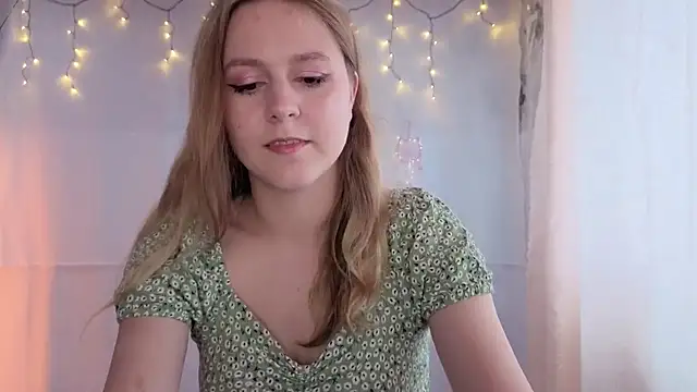 ShyMistery online show from November 5, 2025, 10:59 am