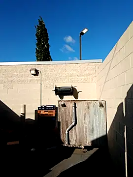 Snapshot of Dropdingo chatting on October 19, 2025, 2:07 pm Dropdingo online show from October 19, 2025, 2:07 pm