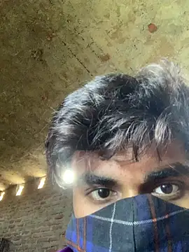 uniquesexyboy5689 online show from March 12, 2026, 5:46 am