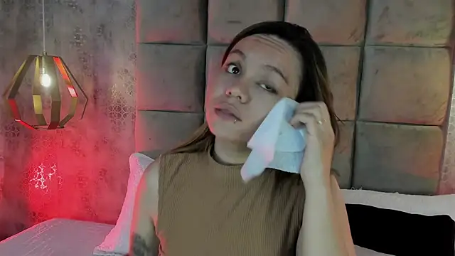 Sky Junne online show from January 18, 2026, 5:39 pm