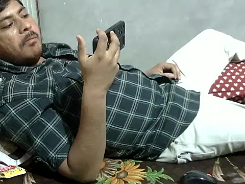 Ajmersingh335512 online show from March 11, 2026, 2:56 pm