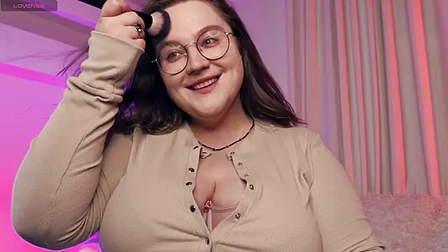 Alissa S online show from September 11, 2025, 4:40 pm