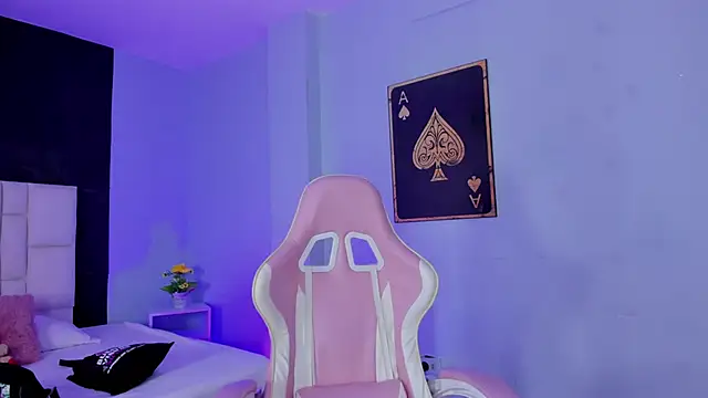 SammyRose  online show from September 19, 2025, 7:47 pm