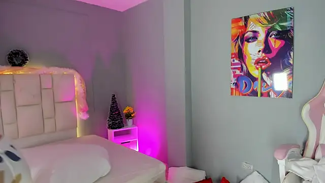 SammyRose  online show from December 14, 2025, 8:02 pm