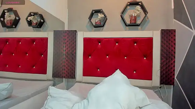 VictoriaDuart online show from January 9, 2026, 7:59 pm