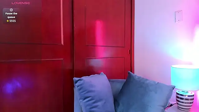 Snapshot of _valeria_saenz_ chatting on November 7, 2025, 3:06 am valeria saenz online show from November 7, 2025, 3:06 am