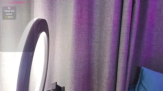 Snapshot of _valeria_saenz_ chatting on January 15, 2026, 4:28 am valeria saenz online show from January 15, 2026, 4:28 am