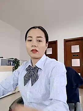 bingxin- online show from November 28, 2025, 5:54 am