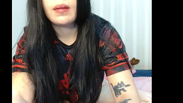 ingridequinti online show from November 2, 2025, 1:41 am