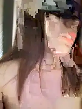 ZinzinLy online show from November 22, 2025, 8:13 am