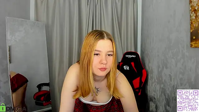 Brenda Puff online show from November 9, 2025, 12:53 am