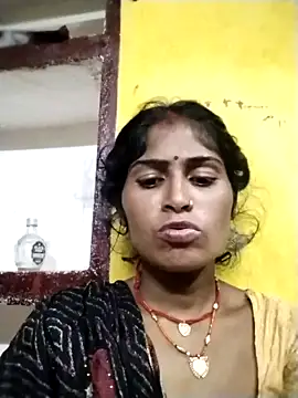 Snapshot of Susila_ji chatting on September 18, 2025, 2:52 pm Susila ji online show from September 18, 2025, 2:52 pm