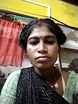 Snapshot of Susila_ji chatting on September 28, 2025, 10:48 pm Susila ji online show from September 28, 2025, 10:48 pm