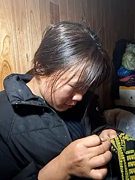 ALIENHR38 online show from January 7, 2026, 2:25 am