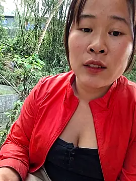 ALIENHR38 online show from April 11, 2026, 9:57 am