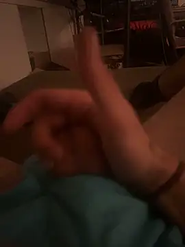 Snapshot of eltet12 chatting on September 20, 2025, 6:09 pm eltet12 online show from September 20, 2025, 6:09 pm