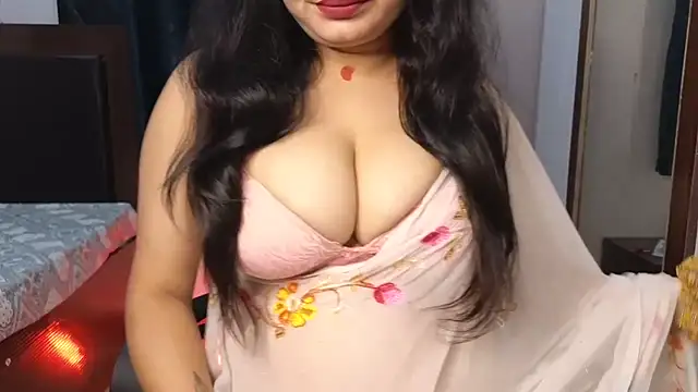 Snapshot of mansi201 chatting on October 12, 2025, 4:44 am mansi201 online show from October 12, 2025, 4:44 am