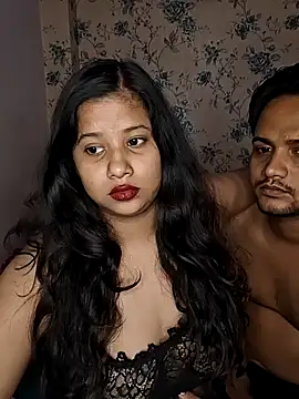 priyaverma00 online show from May 10, 2026, 9:42 pm