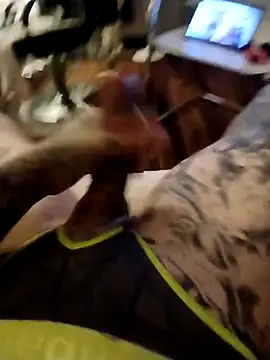 MRTATTWO online show from September 26, 2025, 5:33 am