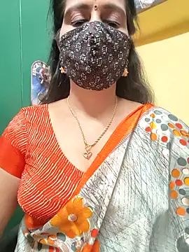 mallu-reshma online show from November 19, 2025, 6:24 am