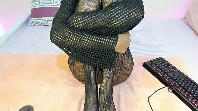 mapeees online show from February 5, 2026, 7:07 pm