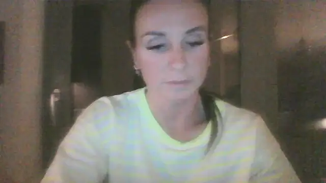 Justnani001 online show from October 2, 2025, 6:48 pm