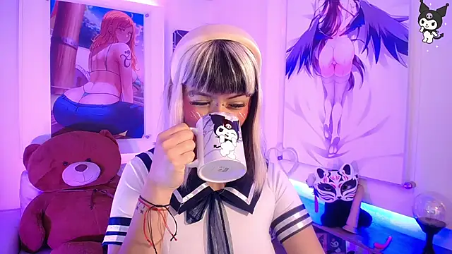 lil candy77 online show from November 12, 2025, 12:05 pm