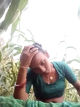 Idhika Jha online show from September 23, 2025, 12:52 pm