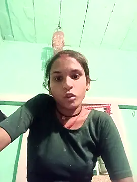 Idhika Jha online show from October 7, 2025, 3:20 pm