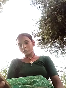 Idhika Jha online show from October 18, 2025, 12:28 pm