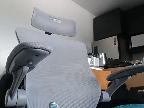 Snapshot of PoneiHetero chatting on September 9, 2025, 4:06 pm PoneiHetero online show from September 9, 2025, 4:06 pm