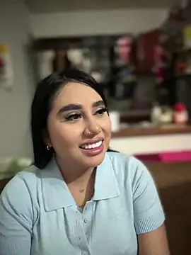 Sophie Dreamss online show from October 18, 2025, 10:21 pm