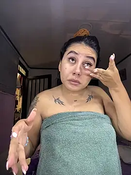 Sophie Dreamss online show from June 1, 2026, 8:43 pm