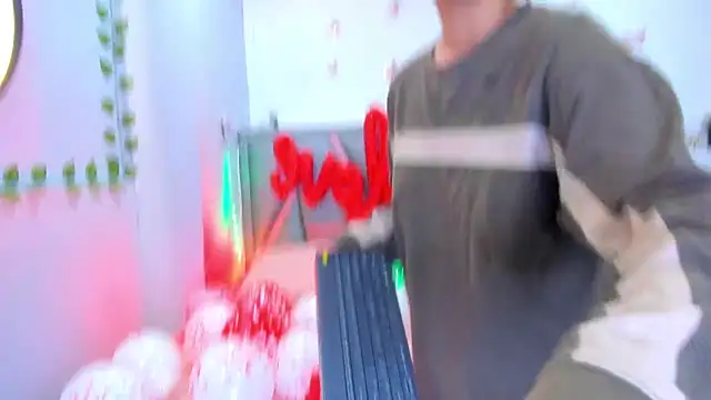 Sofia villareal online show from February 14, 2026, 12:02 pm