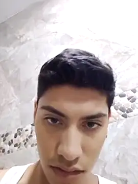 aispuro8505 online show from October 24, 2025, 6:43 am