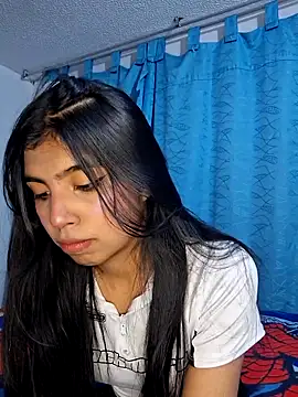 DianeSuns  online show from November 4, 2025, 2:32 am