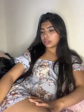 DianeSuns  online show from February 12, 2026, 3:45 am