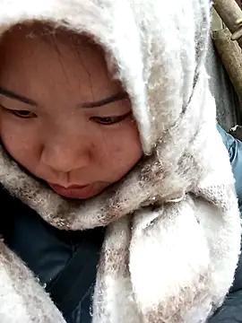 may-squirl online show from January 15, 2026, 1:43 am